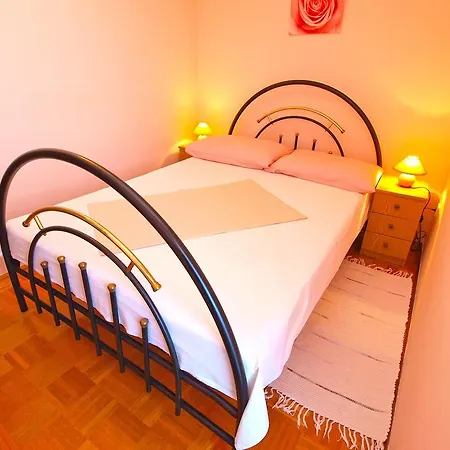 Apartamento Dubravka 1315 *